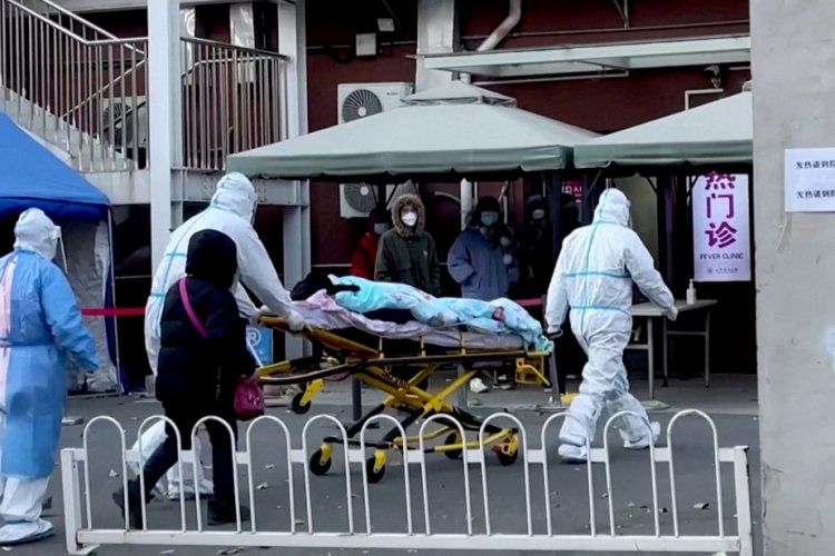La Chine face à l'épidémie : comment la stratégie "zéro Covid" a tourné au désastre