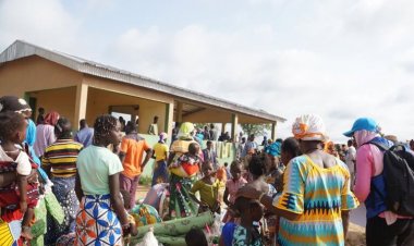 Le Gouvernement Soutient les Burkinabè Rapatriés de la Côte d'Ivoire