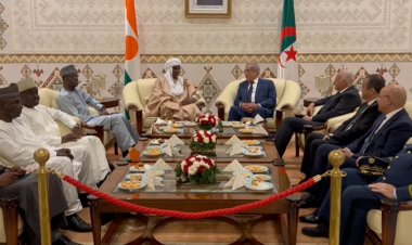Renforcement des relations Niger-Algérie : Le Premier ministre nigérien Ali Mahaman Lamine Zeine en visite officielle à Alger